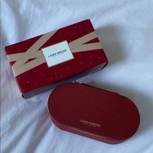 Laura Mercier make up case